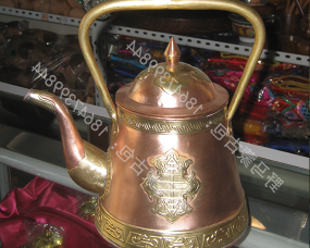 拉萨铜制壶